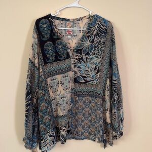 Johnny Was 100% Silk top Size Medium
